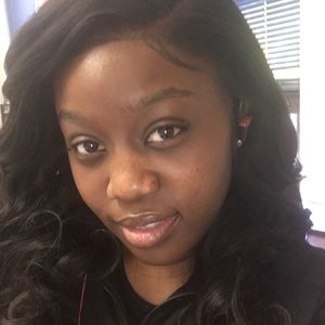 Meet your Posher, Natalie